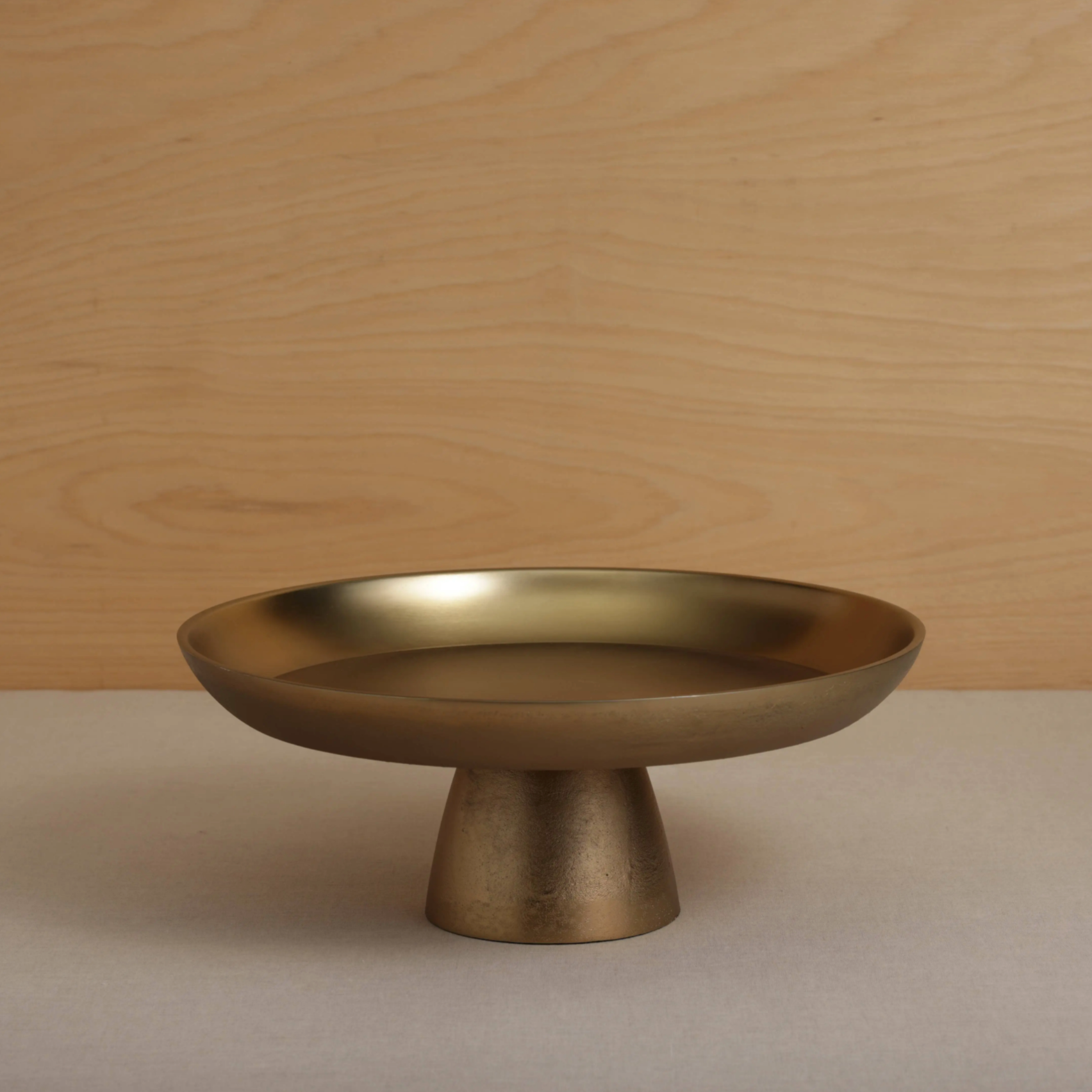 Large Pedestal, Antique Brass