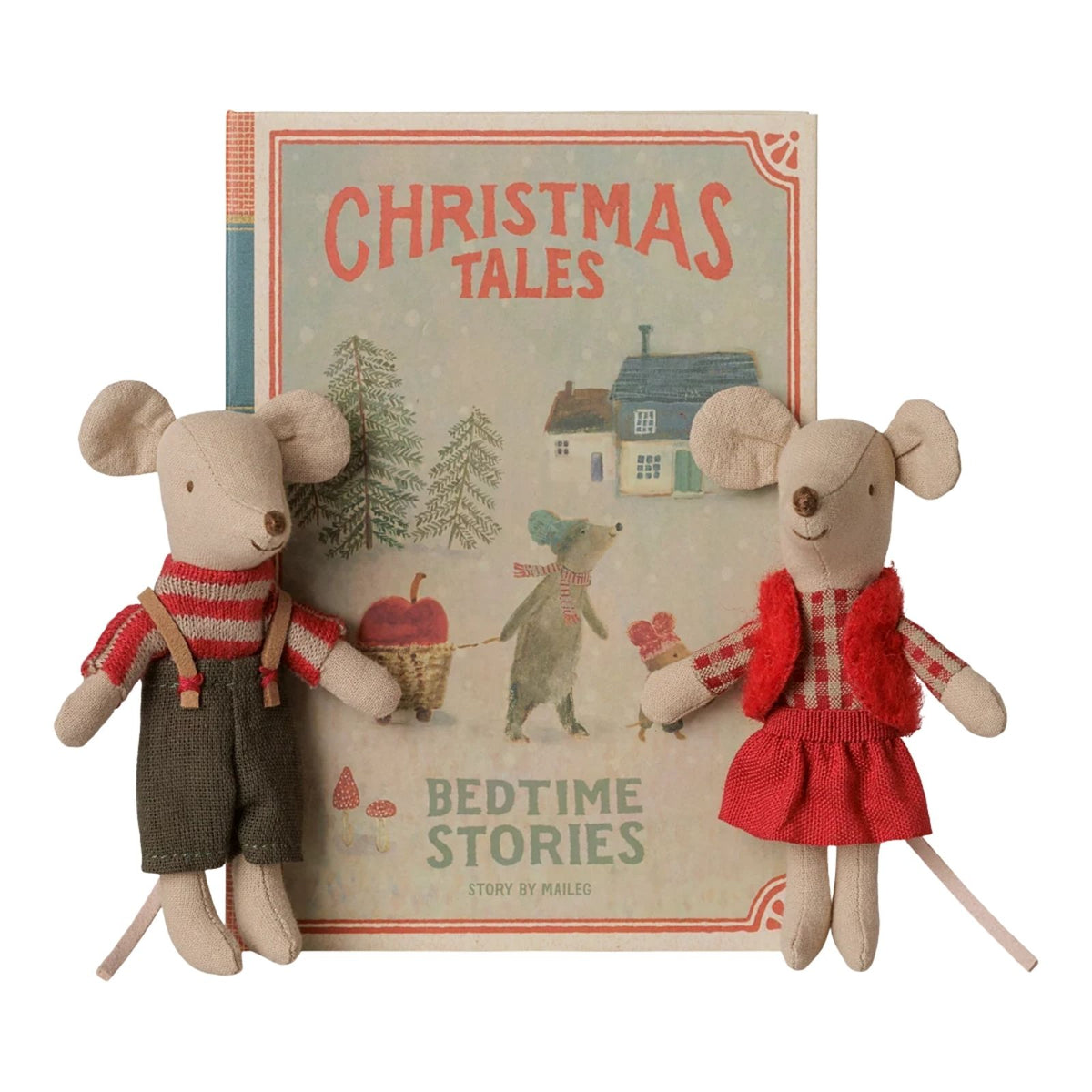 Christmas twin mice, Little sister and brother in book