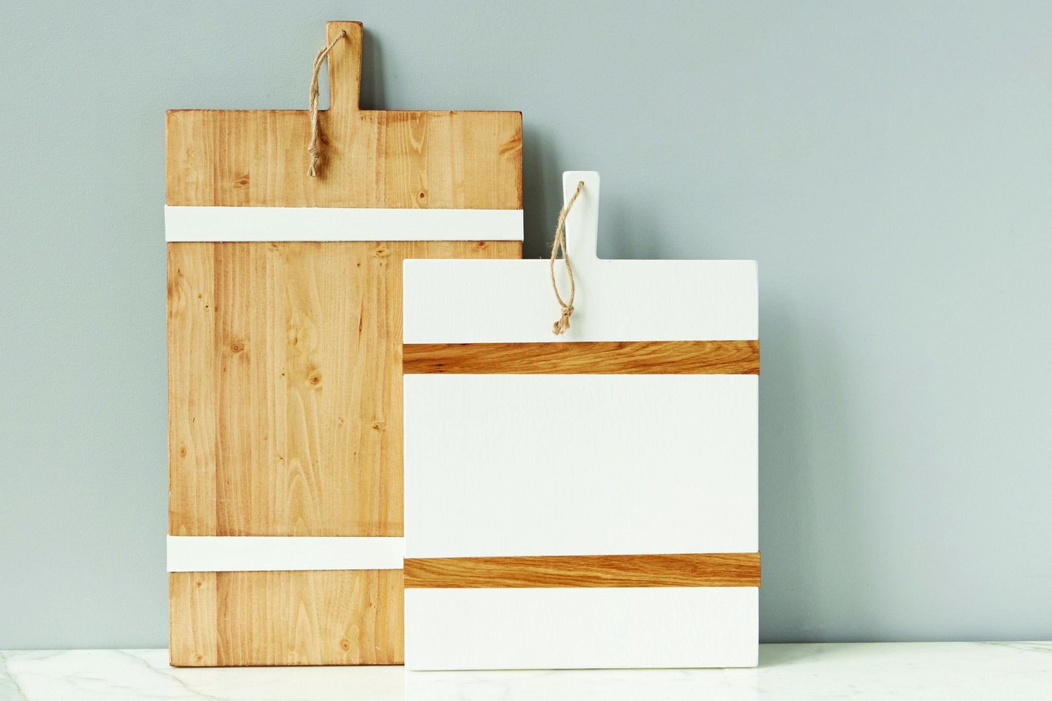White Mod Rectangular Board - med