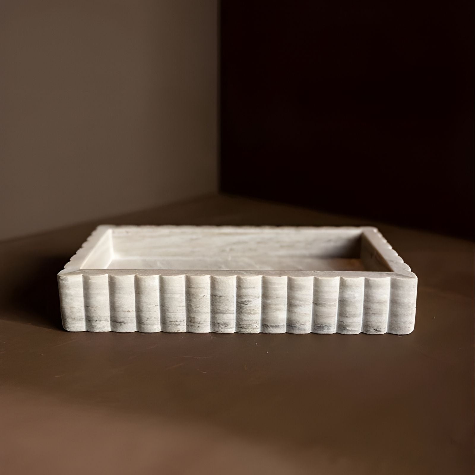 Beige Scalloped Marble Bridge Tray