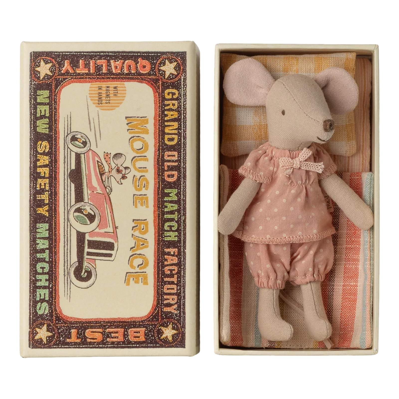 Big sister mouse in matchbox