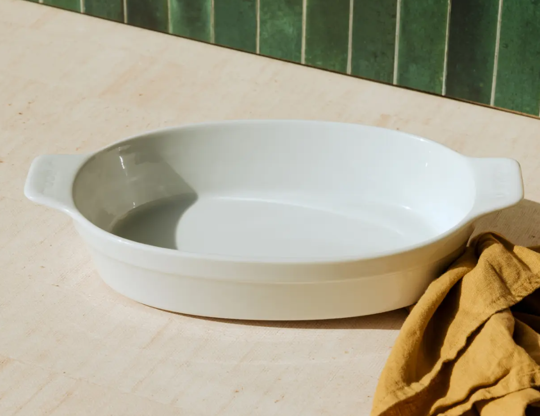 10 x 6.6" Oval Baking Dish - White