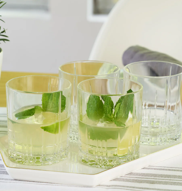 Perfect D.O.F Glass