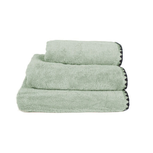 issey-hand-towel